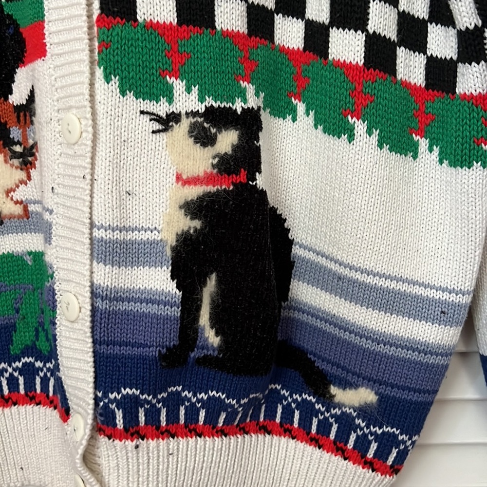 Vintage Cat Patterned White Sweater - Picture 4 of 10